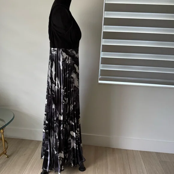 Betsy & Adam Black and White Maxi Formal Dress 12 - Picture 4 of 8